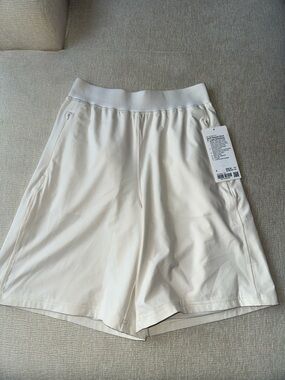 lululemon athletica Swift Relaxed Shorts 9”